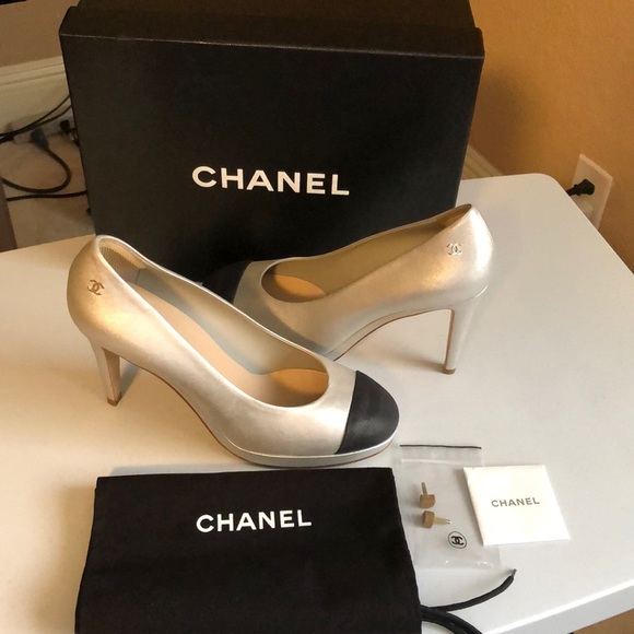 🌺 🌺Chanel Pumps - Picture 3 of 8
